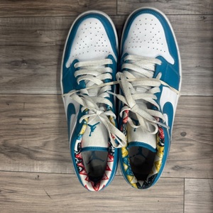 NIKE AIR JORDAN 1 LOW