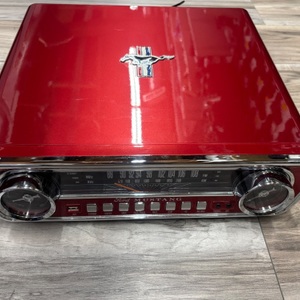 Ion MUSTANG RECORD PLAYER