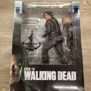 DARYL DIXON 10" FIGURINE