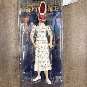 NECA BEETLEJUICE BARBARA FIGURINE