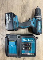 MAKITA 18V DRILL W/ BATTERY AND CHARGER XPH10