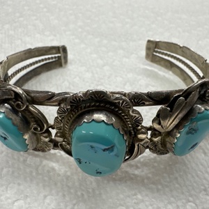 Turquoise 56.2gr Silver Bracelet 