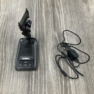 UNIDEN DFR 5 RADAR DETECTOR W/CHARGER & MOUNT
