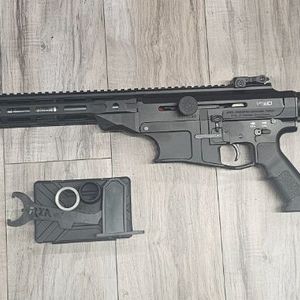 ROCK ISLAND VR80