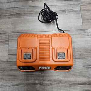 RIDGID DUAL CHARGER R86095