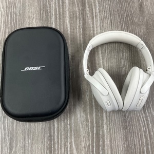 BOSE 437310 QUIETCOMFORT 45 NOISE CANCELLING BLUETOOTH HEADPHONES