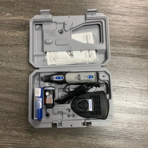 DREMEL 8220 CORDLESS 