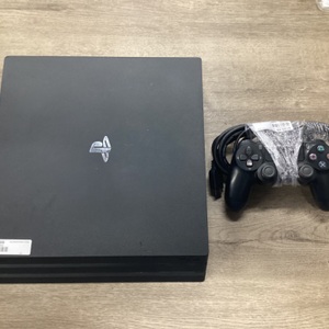 SONY PLAYSTATION 4 PRO