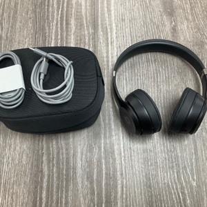 BEATS SOLO 4 BLUETOOTH HEADPHONES W/CASE