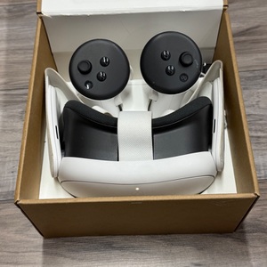 META QUEST 3 WITH ORIGINAL BOX 