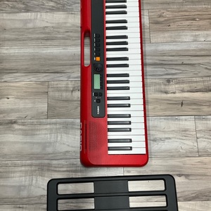 CASIO CT-200 KEYBOARD W/MUSIC STAND AND CORD