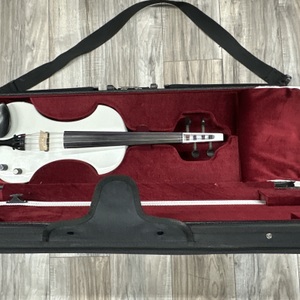 FENDER FV-1 VIOLIN