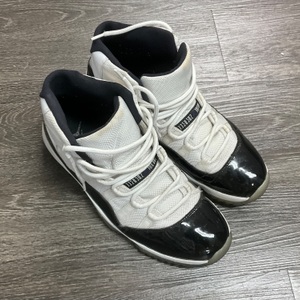 NIKE JORDAN RETRO 11 SIZE: 12