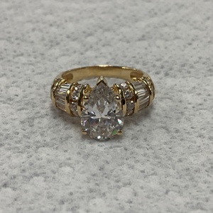 14K Yellow Gold Pear Stone Fashion Ring 5.6gr Size 7