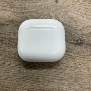 APPLE AIRPODS 4