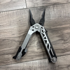 GERBER CENTER DRIVE MULTI-TOOL