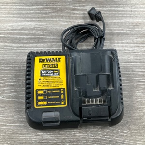 DEWALT 12V/20V BATTERY CHARGER