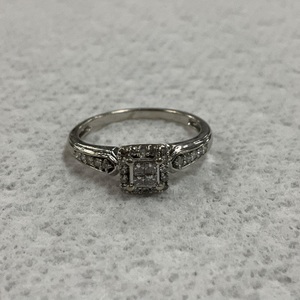10K White Gold Quad Diamond Halo Ring 2.2gr Size 6.5 G