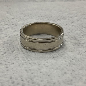 14K White Gold Band Ring 9.9gr Size 9.5