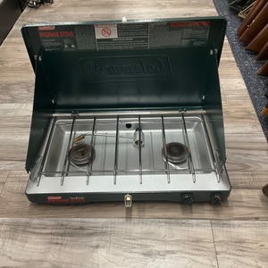 COLEMAN PROPANE STOVE