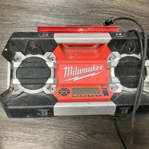 MILWAUKEE 2790-20 JOBSITE RADIO 