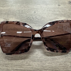 TOM FORD BUTTERFLY SUNGLASSES