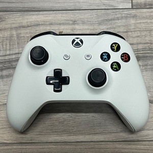 MICROSOFT XBOX ONE WIRELESS CONTROLLER