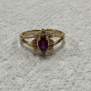 14K Yellow Gold Red & White Stone 2.4gr Size 4.5 