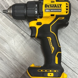 DEWALT 20V DRILL