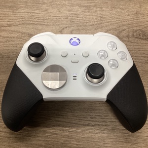 XBOX ELITE SERIES CONTROLLER