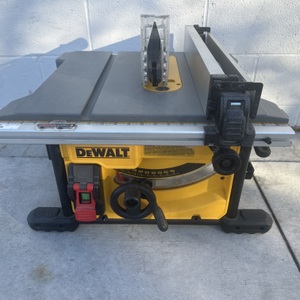 DEWALT DWE7485 8-1/4" TABLE SAW