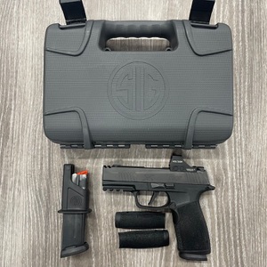 sig sauer P365 X MACRO