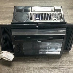 MIDEA 5000BTU WINDOW AIR CONDITIONING UNIT