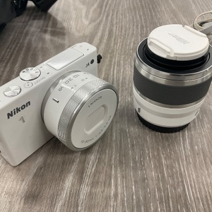 NIKON 1 J4