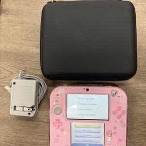 NINTENDO 2DS PINK VERSION