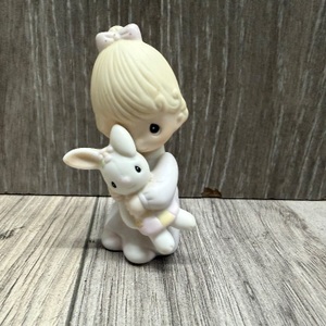 PRECIOUS MOMENTS KID HOLDING BUNNY