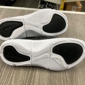 NIKE ACALME SIZE 11W/ 9.5 MENS SHOES WITH BOX BRAND NEW