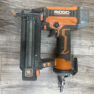 RIDGID 18 GA BRAD NAILER