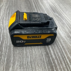  DEWALT 20V 3 AH BATTERY