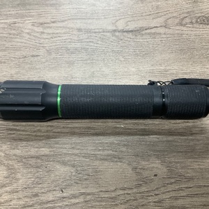 BUSHNELL IPX8 FLASHLIGHT 