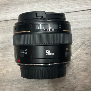 CANON 50MM ULTRASONIC 1.4 CAMERA LENS