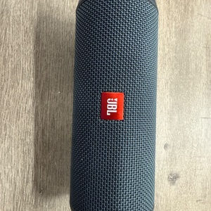 JBL ESSENTIALS 2