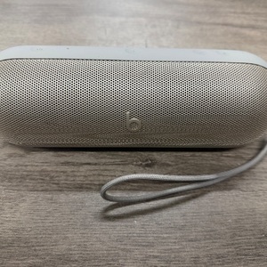 BEATS A3211 PILL BLUETOOTH SPEAKER