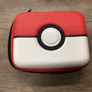 NINTENDO POKEMON CARRY CASE