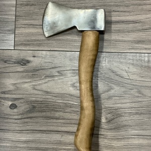 SMALL HANDHELD AXE